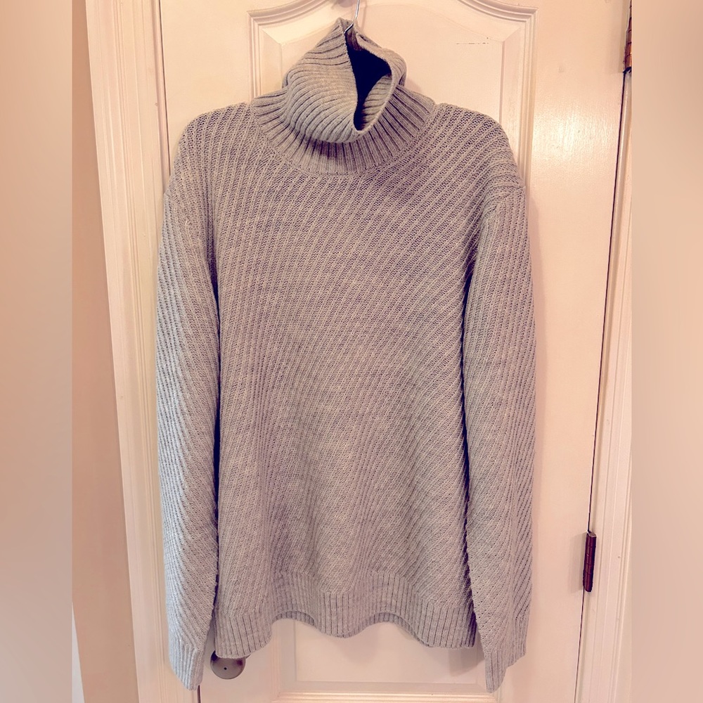 ROWN “The Lodge” Light Gray Turtleneck Sweater